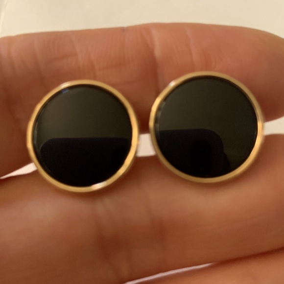 Ox & Bull gold tone and onyx classic cuff links - Picture 2 of 3